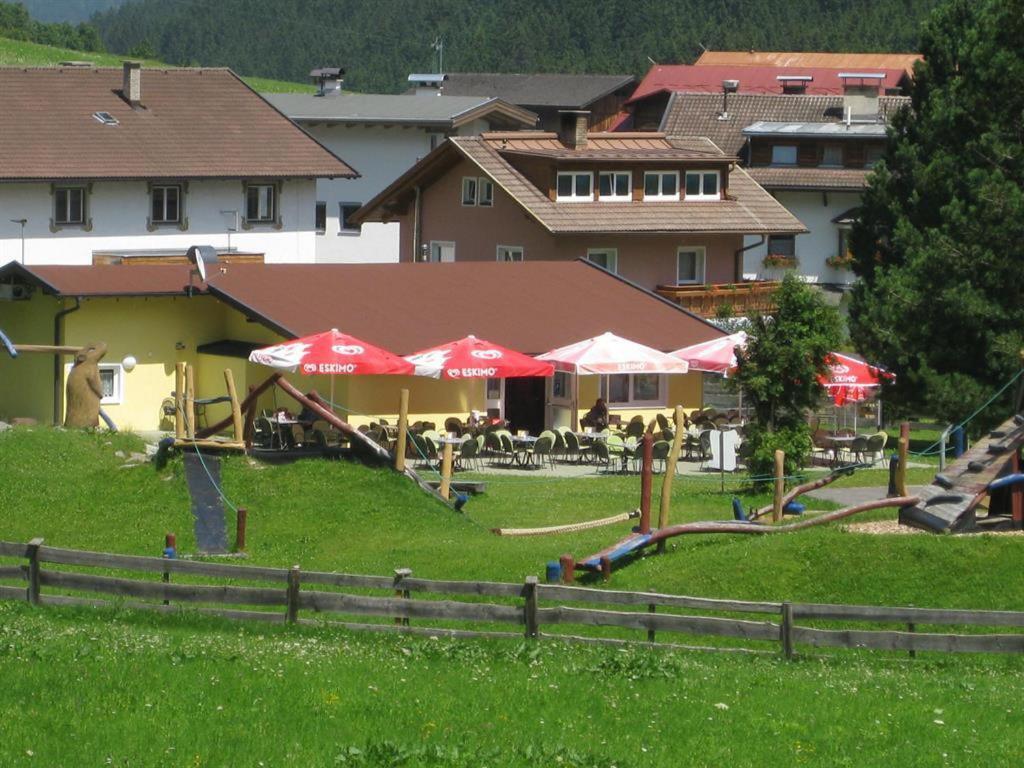 Ferienhaus Stupp 塞尔赖因山谷格里斯 外观 照片